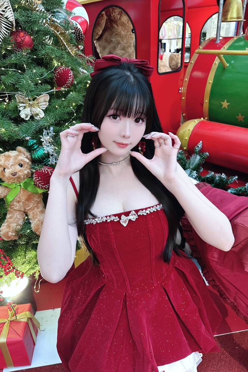 2812-霜月shimo-台湾甜美妹子COS新编版合集[161套-44G] - 第2页